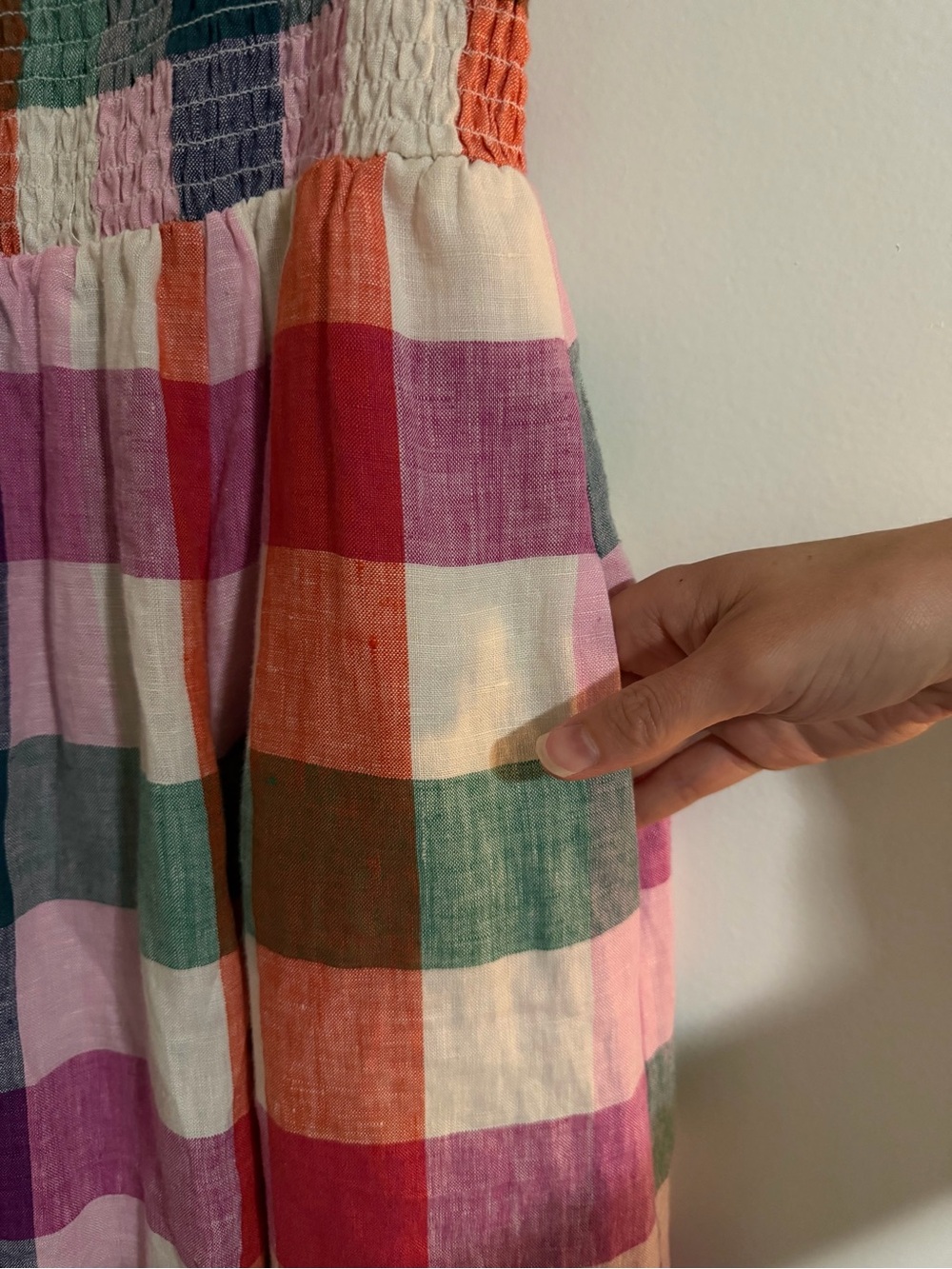 BODEN Linen Midi Dress: Smocked Bodice, Square Neck, Puffed Sleeves - Picture 3 of 6